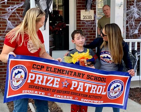 Patrol gives ‘prizes’ for math | Article | The United States Army