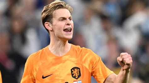 Frenkie De Jong Performs Transfer U Turn And Now Keen On Joining