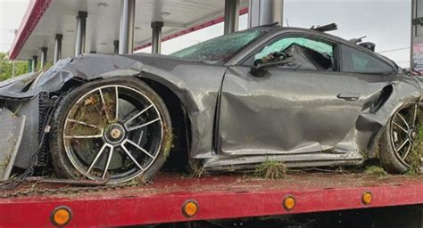 Nfls Myles Garrett Walks Away After Crashing Porsche 911 Turbo S As
