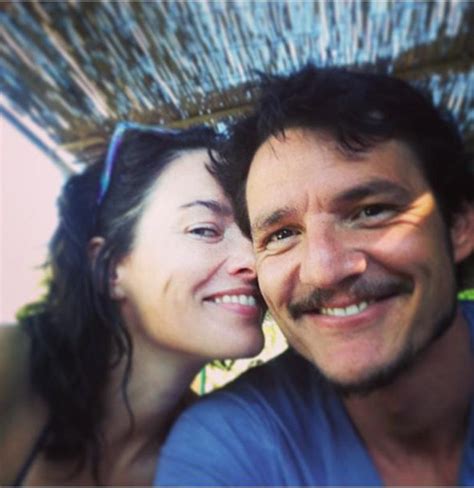 Паскаль родился в сантьяго, чили. Pedro Pascal 2018: Girlfriend, net worth, tattoos, smoking & body facts - Taddlr