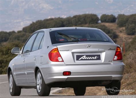 Hyundai Accent Accent Ii • 15 Crdi 82 Hp Teknik özellikleri Ve Yakıt