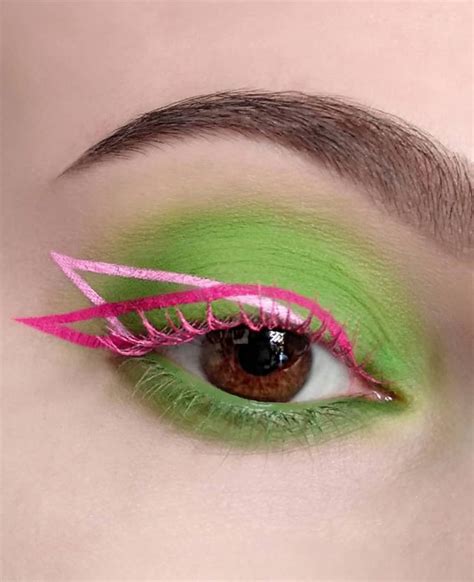 latest eye makeup trends you should try in 2021 bright green and pink graphic lines