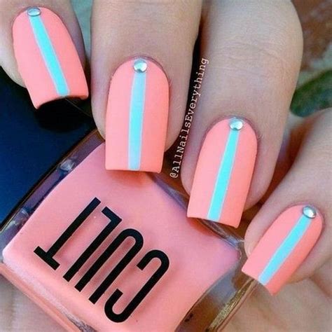 The can be colored or drawn with black ink. Cool Nail Designs for Beginners