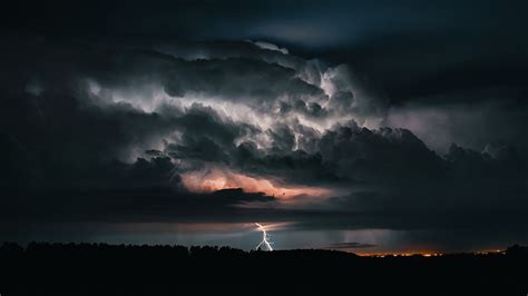 Clouds Thunder Lightning Landscape 4k 152 Wallpaper Pc Desktop