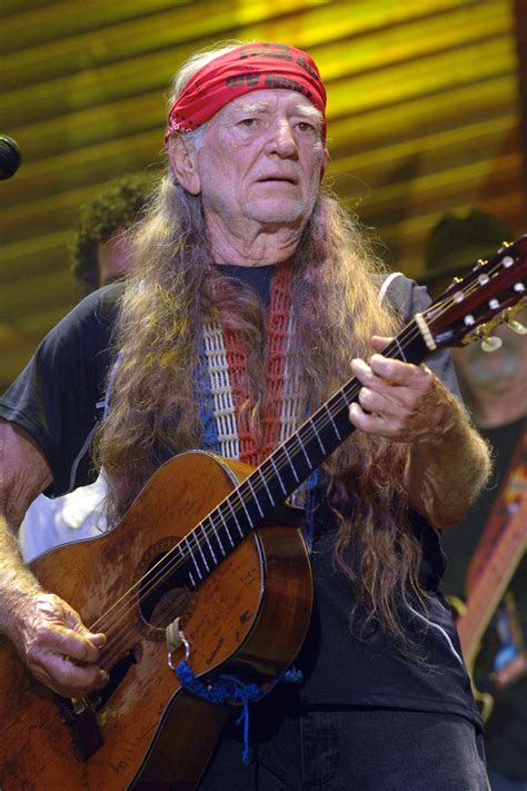 12 Things You Didnt Know About Willie Nelson Page 11 Of 12 Fame10
