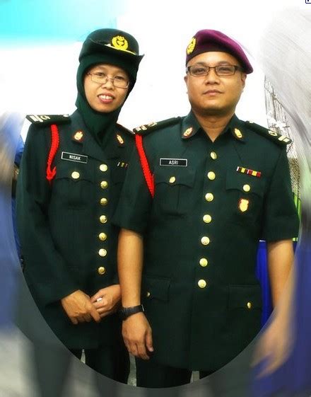 Pemakaian uniform pegawai kadet krs pdf download gratis. BLOG UNIT KOKURIKULUM SMK SG BESAR: Panduan Pemakaian ...
