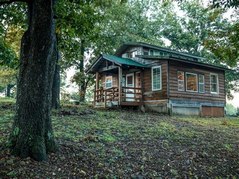 51 reviews, 44 photos, & 16 tips from fellow rvers. Cozy Cabin (with views) near Fayetteville and Devil's Den ...