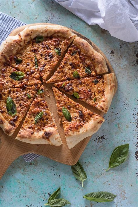 Some say the new york city tap water is the key ingredient to making this famous crust texture that is so rarely found outside of nyc. The best pizza dough, chewy thin crust with a puffy rim ...