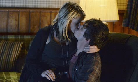 17 Pretty Little Liars Kisses Ranked Because We Cant Help But Love The Liars Love Lives