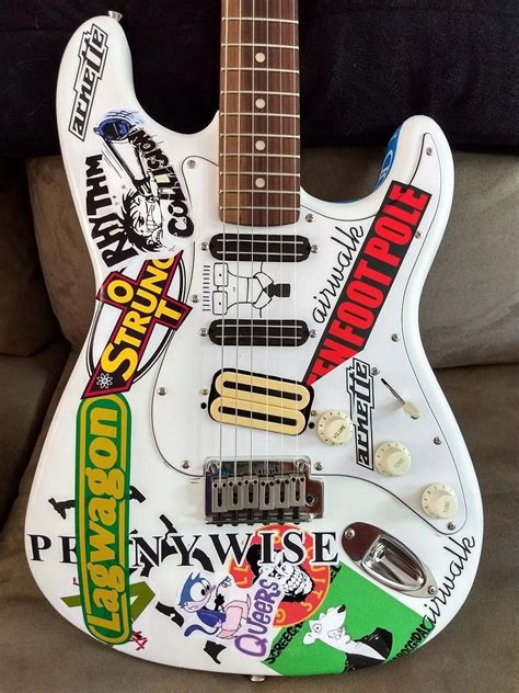 Fabulous Fender Stratocaster Fenderstratocaster Guitar Kids Cool