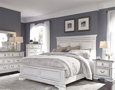 Cottage Style Queen Bedroom Sets