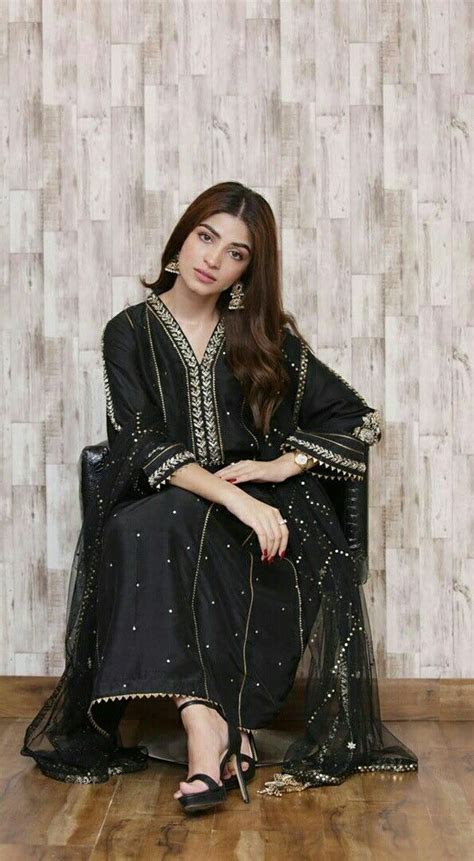 Qunoot Actress Clothing Beautiful Pakistani Dresses Pakistani Dress Design