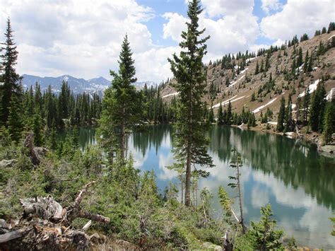 7 Lost Lake Hikes In Colorado