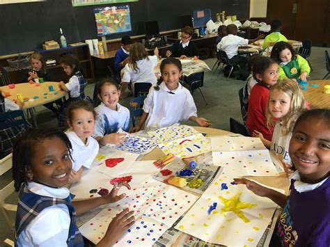 Art Club is back for the 2017-18 School Year - Holy Family Catholic Academy