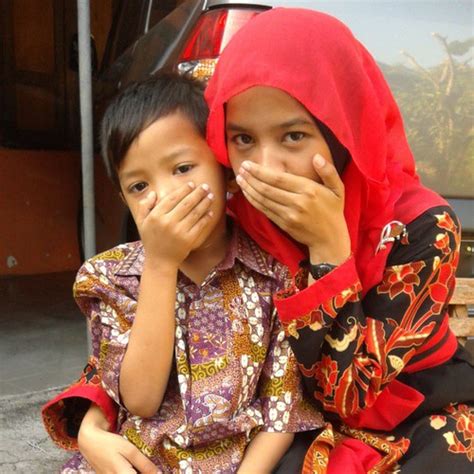 Sekadar mengucapkan selamat idul fitri, mohon maaf lahir batin. 3. Mohon maaf lahir batin kata ade muadz.. maaf kalo ada sala… | Flickr