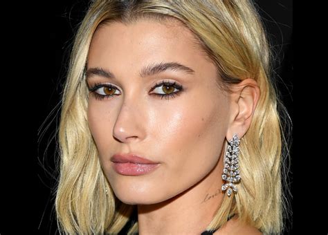 Hailey Bieber Just Spilled All The Details On Her Relatable Skin Condition Newbeauty