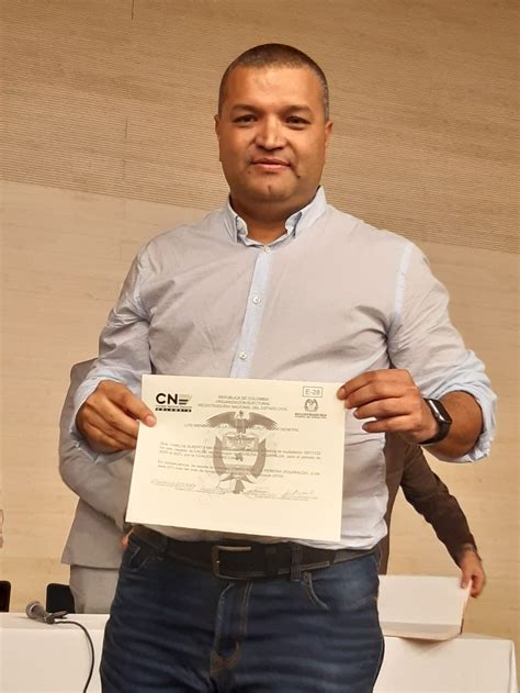 La siguiente lista es de personas que han ejercido el cargo de alcalde de la ciudad colombiana de pereira, en el. Alcalde oficial de Pereira - Eje21