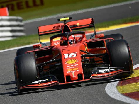 Denn nachdem sich die boxengasse geöffnet hat, gilt es für die teams, sich. Formel 1 Live GP Belgien: Leclerc bei Start in Spa vorn, Vettel erfolgreich gegen Hamilton