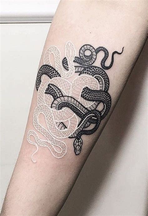 37 dreamy myth tattoo for tattoo lovers sooshell tatuajes geniales tatuajes tatuajes populares