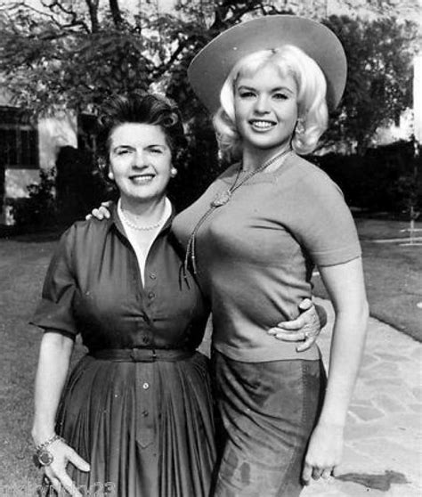 Jayne Mansfield And Her Bullet Bra 1950s Some Say Her Mom Is Also On