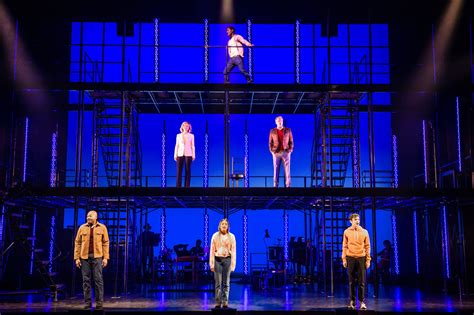 Review Next To Normal A Triumphant Performance And All Out Production