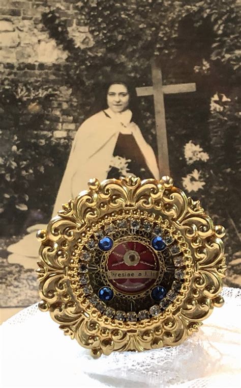 Parishioners Venerate First Class Relic Of St Therese Of Lisieux