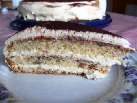 Combine flour, sugar, baking powder, salt, mace in a mixing bowl and stir well with a whisk. Kuchen: Cappuccino-Torte - Rezept mit Bild - kochbar.de