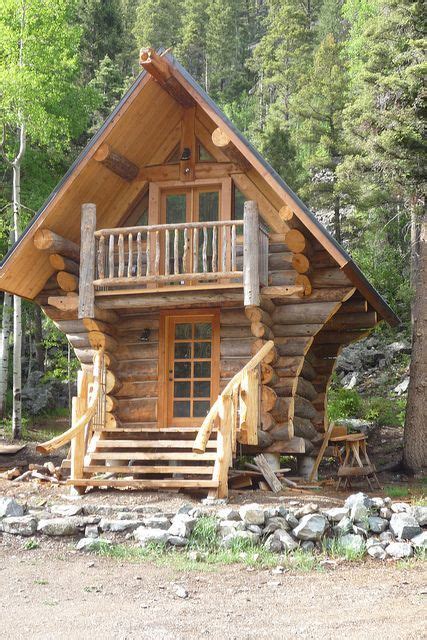 So Cool Log Cabin Tiny House Tiny Log Cabins Small Log Cabin
