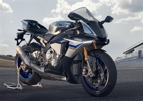 We use functional cookies to allow our website to function properly and. Yamaha YZF R1 M (2015 - 16), prezzo e scheda tecnica - Moto.it