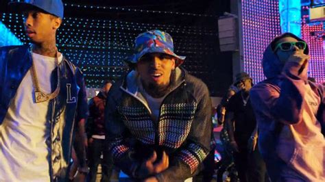 Loyal chris brown ft lil wayne tyga junsun yoo choreography. Chris Brown's 'Loyal' Video Unveiled | Music - Hits Radio