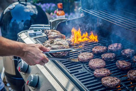 How To Clean A Gas Grill For A Summer Of Barbecues