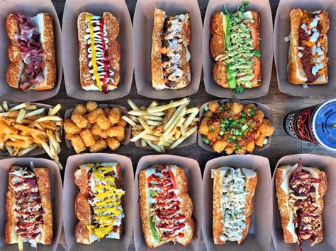 Gourmet Cali Hot Dog Chain Breaks Into Texas With Dallas Stand