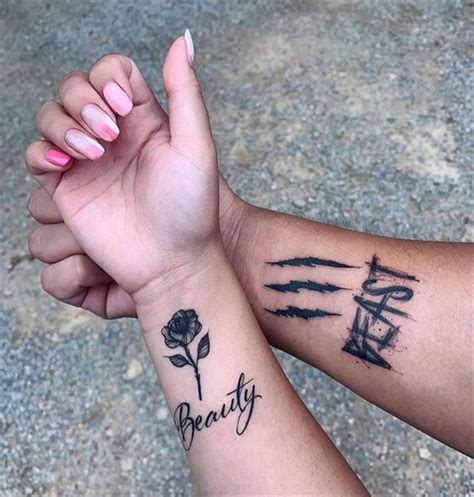 60 Unique And Coolest Couple Matching Tattoos For A Romantic Valentines Day In 2020 Women