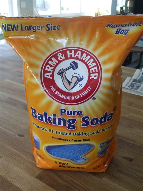 In another large bowl, beat eggs with a hand mixer or stand mixer on high speed until pale and fluffy. The Organic Dollar: Cleaning with baking soda