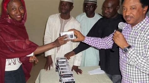 Nigeria 2019 Elections Funny Tins Wey Nigerian Politicians Dey Do Wen Voting Don Reach Bbc