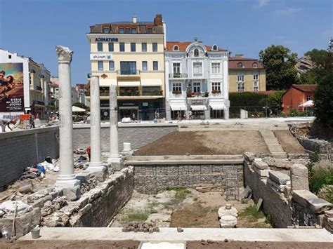 Капсула на времето вградиха на Римския форум в Пловдив (СНИМКИ ...