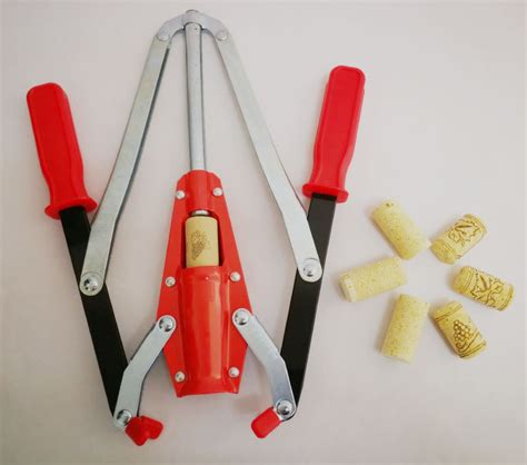 At winemakers depot we provide an exceptional selection of equipment and supplies at competitive prices from some of the best manufacturers from around the world. Metal Manual Wine Corker Heavy Duty Corking Wine Bottles By Hand 25 * 33cm