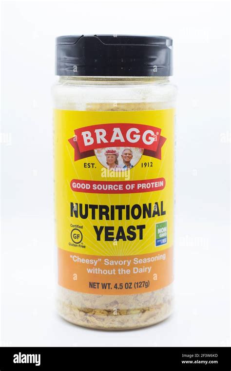 Bragg Brand Nutritional Yeast Stock Photo Alamy