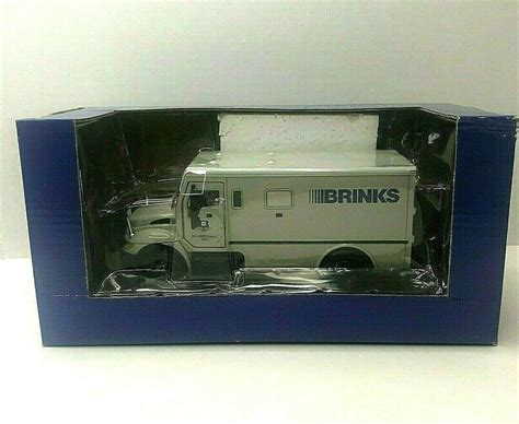 Brinks International Series Armored Truck Toy Box Flaw See Description