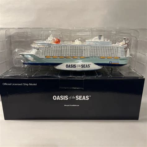 Royal Caribbean Oasis Of The Seas Model Ship 12” New Factory Sealed