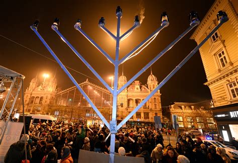 Hanukkah 2015 When Does The Jewish Festival Of Lights Begin