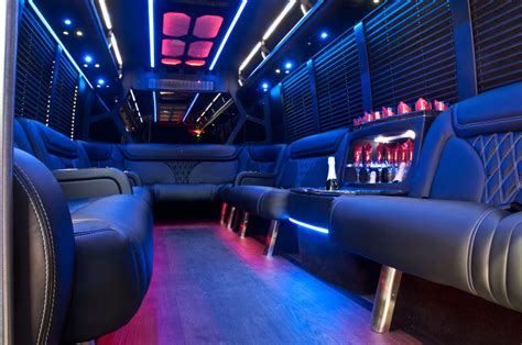 Sumptuous 20 22 Passenger Limo Party Bus Rentals In Boston