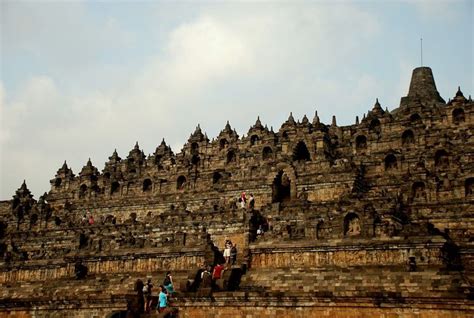5 Tempat Bersejarah Di Indonesia Yang Wajib Kamu Datangi Idntimes