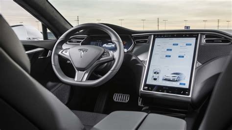 Tesla Model S Can Be Hacked In Seconds With This Raspberry