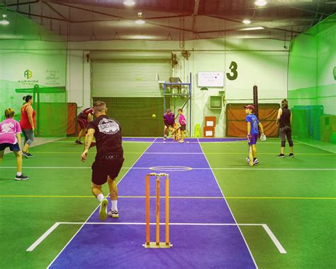 County cricket live blog warwickshire v essex, sussex v yorks and more: CRICKET - Mackay Indoor Sports Arena
