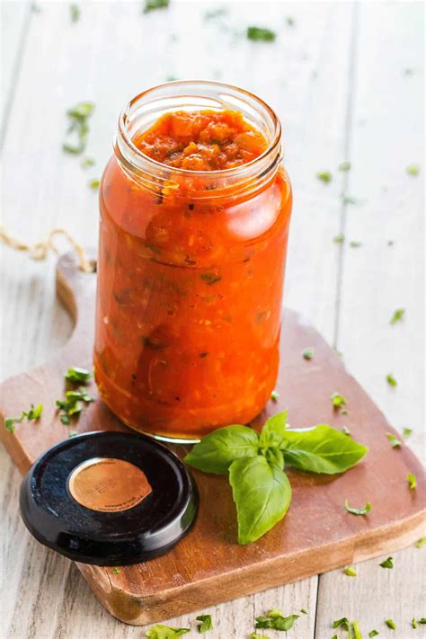 Easy Homemade Tomato Sauce Errens Kitchen
