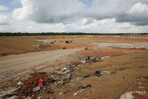 New Landfill Opens Near Conroe Specializes In Construction Waste