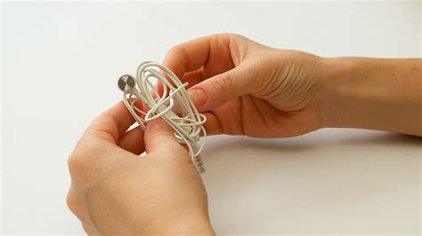 How To Wrap Earbuds Bemwireless