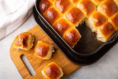 Honey Pan Rolls The Simple Recipe For Amazing Dinner Rolls