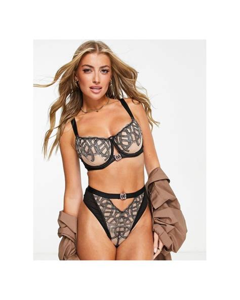 curvy kate scantilly by fuller bust lovers knot embroidered lace balcony bra in black lyst